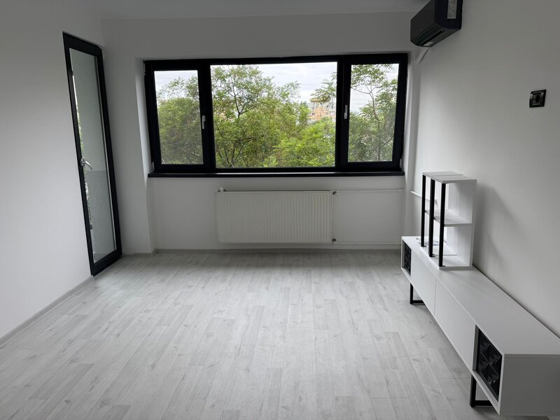 Drumul Taberei, Favorit